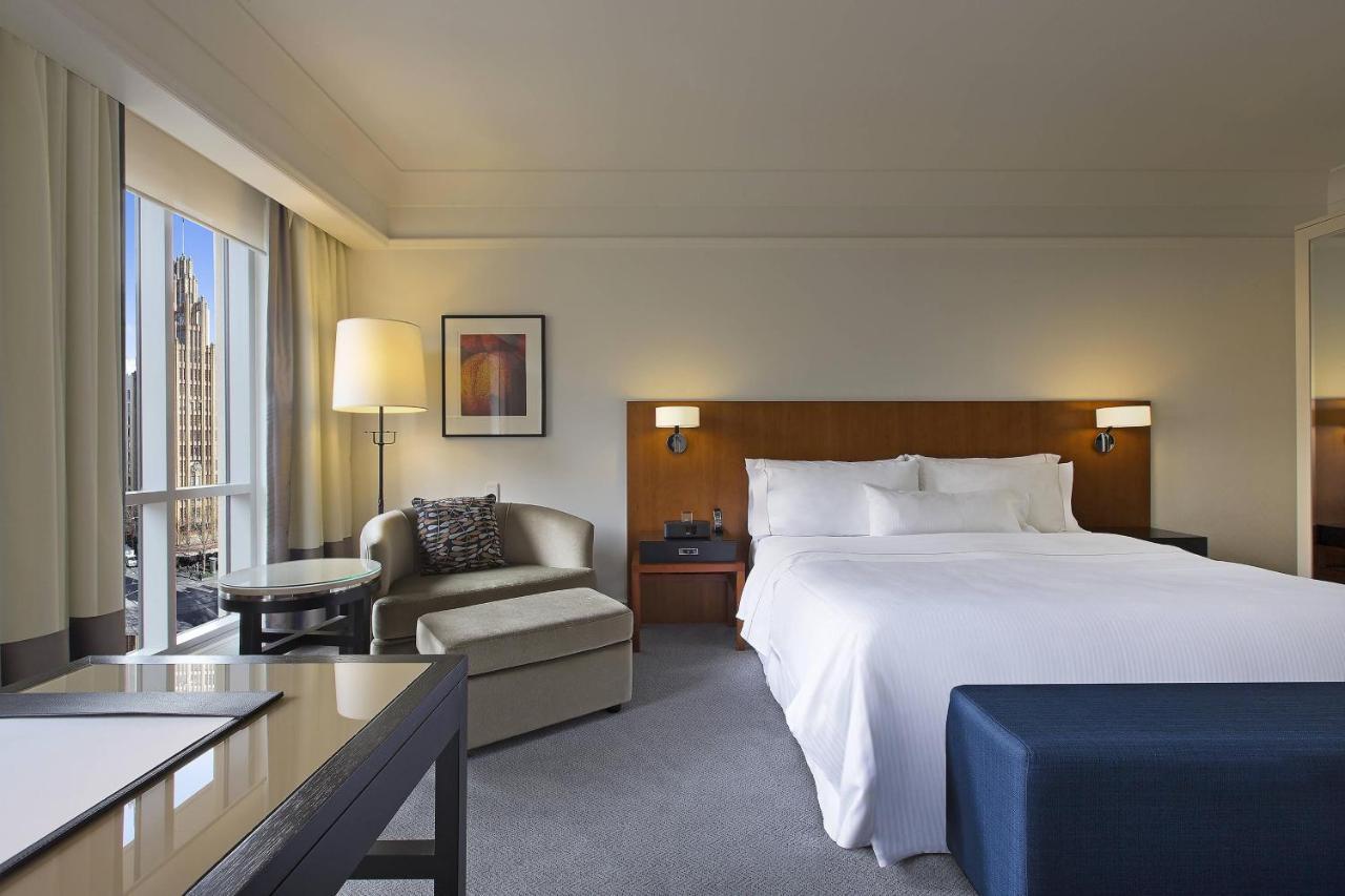 Hotel The Westin Ville de Melbourne Extérieur photo A guest room at the Westin Palace Madrid